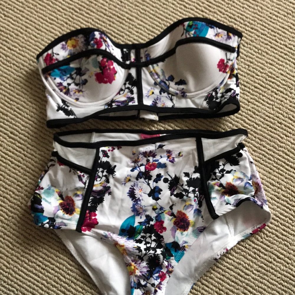 River Island Two Piece Swim - High Waist